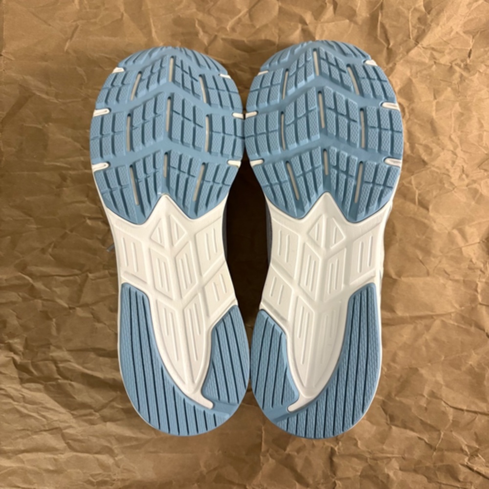 (NEW) Asics women shoes 8.5 Amplica running sneakers - Picture 7 of 8